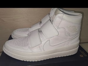 aj1纯白魔术贴