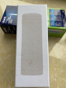 全新agnes b.雅尼斯比轻奢保温杯