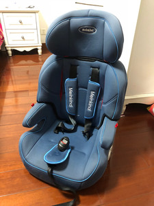 麦凯 儿童安全座椅 放在家里占地方,有缘人白菜价带走,支持同