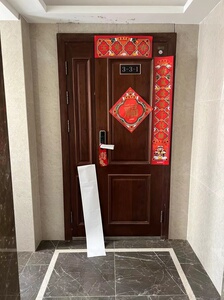 三七入户门大门实木门不带锁自提三楼有电梯但是需要走楼梯太大