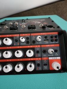 魔3音响,买回来就用了几次,功能正常,9.9新,爱护的非常好