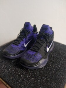 1:6 loongtoys 科比10代 精英湖人紫鞋模_阿里巴巴找货神器