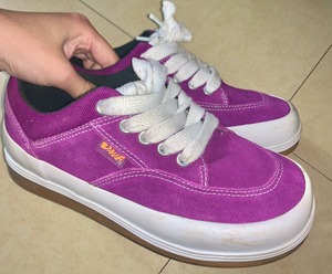 unif紫色麂皮平底运动鞋平底鞋旅游鞋板鞋