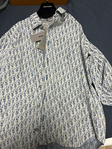 dior迪奥老花爆款男士衬衫41码,细节看图片买家赠送一瓶依