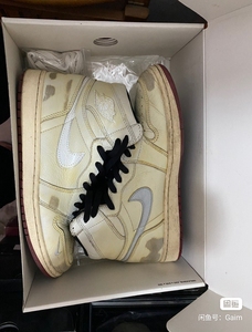 aj1尿渍 44码顺丰到付 经典神鞋 可刀