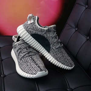 经典重现yeezy 350初代boost月光灰斑鸠斑马