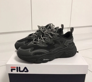 0040人付款淘宝fila斐乐老爹