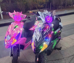 新款鬼火摩托车爆改踏板白幽灵暴走125cc燃油代步车省油助力