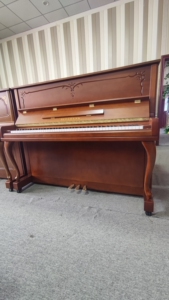 000人付款淘宝英昌伯格曼钢琴出售(买的是全新的钢琴)弘音琴行,同城