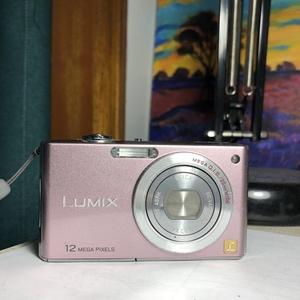 粉色松下fx40数码相机ccd