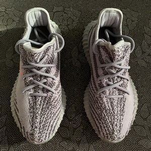 yeezy 350 新灰橙 41码原盒 穿两次 橙色无敌 基