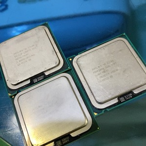 奔腾e6700和酷睿e8500,英特尔酷睿i7 chichi201314淘宝intel双核酷睿奔腾e5800e6700e8500e7500e8400