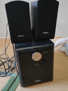 漫步者r231t09音箱