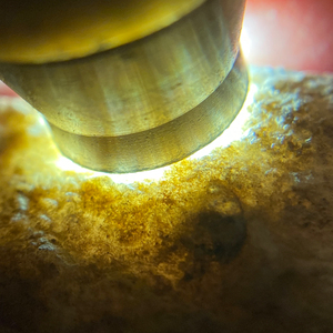 木那黄沙皮 824克 翡翠原石疫情影响清仓处理 全部包邮 缅