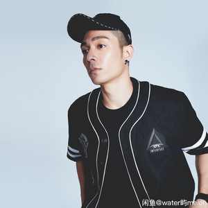 000人付款淘宝catxman 周柏豪 catxman logo徽章工装衬衫log黄子韬