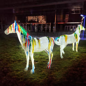 发光动物灯造型树脂小品景区公园林庭院草坪灯户外景观彩绘马雕塑