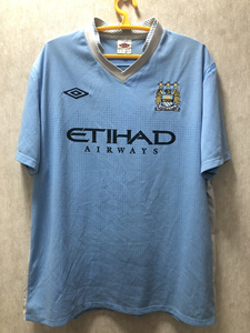 1112曼城11-12主场阿圭罗球衣