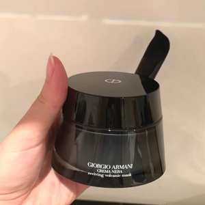 armani/阿玛尼 黑钥匙黑曜石再生活颜火山泥黑面膜50m