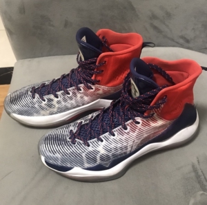 lining李宁驭帅11 火龙果 41码正品 无氧化有细痕