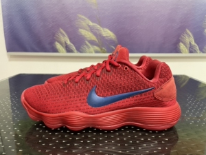 耐克篮球鞋 hd2017 43 大红 hd17low 无原盒