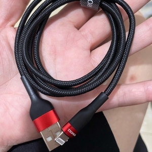 苹果6数据线罗马仕