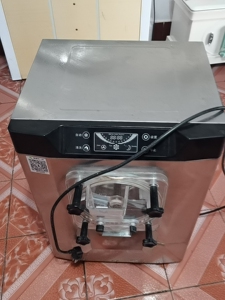 意卡芙硬冰淇淋机