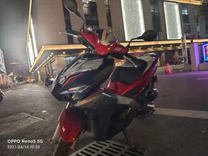 泰国弯刀摩托车二手本田