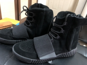 无敌臭小丽淘宝yeezy750黑武士椰子750纯黑42.