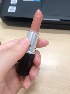 mac绒光丰盈唇膏3m