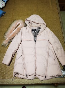 诗织羽绒服