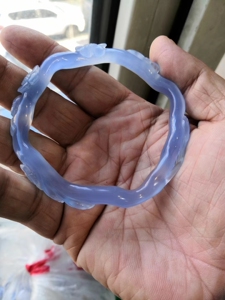 嫩江蓝宝大杨树蓝玛瑙原石地表料贵妃镯62#雕刻镯子,闲置物品