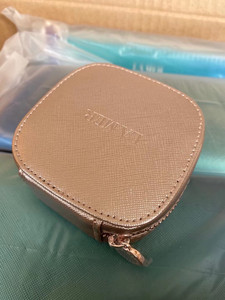 新款 lamer海蓝之谜金色气垫包 收纳包