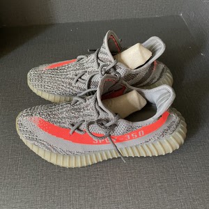 yeezy灰橙色