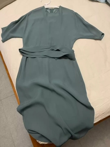 giada伽达豆绿色连衣裙,专柜正品,9新,38码,鸭蛋绿色