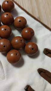 橄榄核铁核正圆光珠三角孔手持手串16mm,正宗梅林铁核,共1