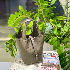 爱马仕鸵鸟菜篮子18 丛林绿 闲置成色99新(x刻,盒子,尘