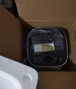 雅美娜,家用小型制氧机,买了两个出一个小的,适合人和宠物吸氧