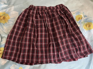 深圳小学夏季校服短裙,全新没吊牌.140码.现22元包邮.