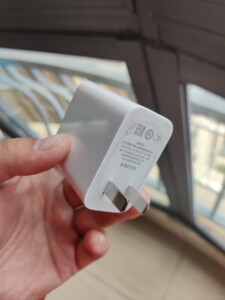 一加7pro 充电器 手机回收了,配件极少用,30万极速快充