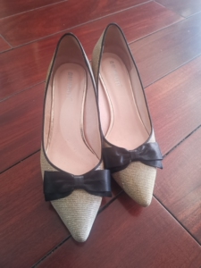 麦缇maiti金色蝴蝶结中跟女鞋瓢鞋,100%专柜正品,女鞋