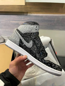 非凡体育air jordan 1 aj1影子灰黑灰 叛逆禁穿