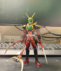 真骨雕jia面骑士狂野卡利斯shf