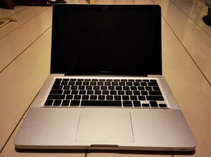 苹果imacpro笔记本电脑 13寸i7顶配 11年的a12