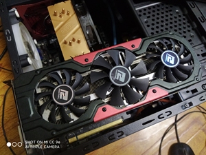 迪兰恒进 r9 270x 2g 恶魔 老版 鲁大师 10万分