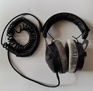 拜亚动力 dt770 pro 250欧