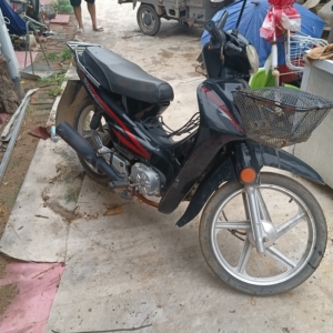 闲置广本牌110摩托车一五年买的行驶六千多公里低价出售