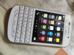 blackberry黑莓q10白色非q5q20戒网学习考研机