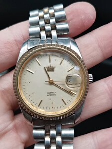 000人付款淘宝天皇男式手表,2015年6月买的,秒拍了xy