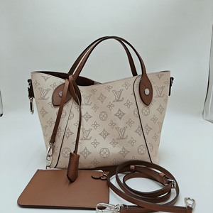 lv女包镂空小号hina 芯片款 98新 a级 louis_阿里巴巴找货神器