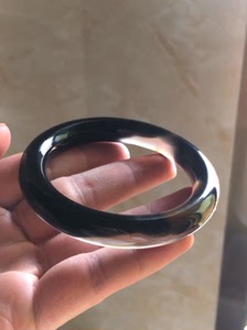 精品巴西水墨黑玛瑙玉髓手镯,圈口54,宽厚10,完美无瑕,特